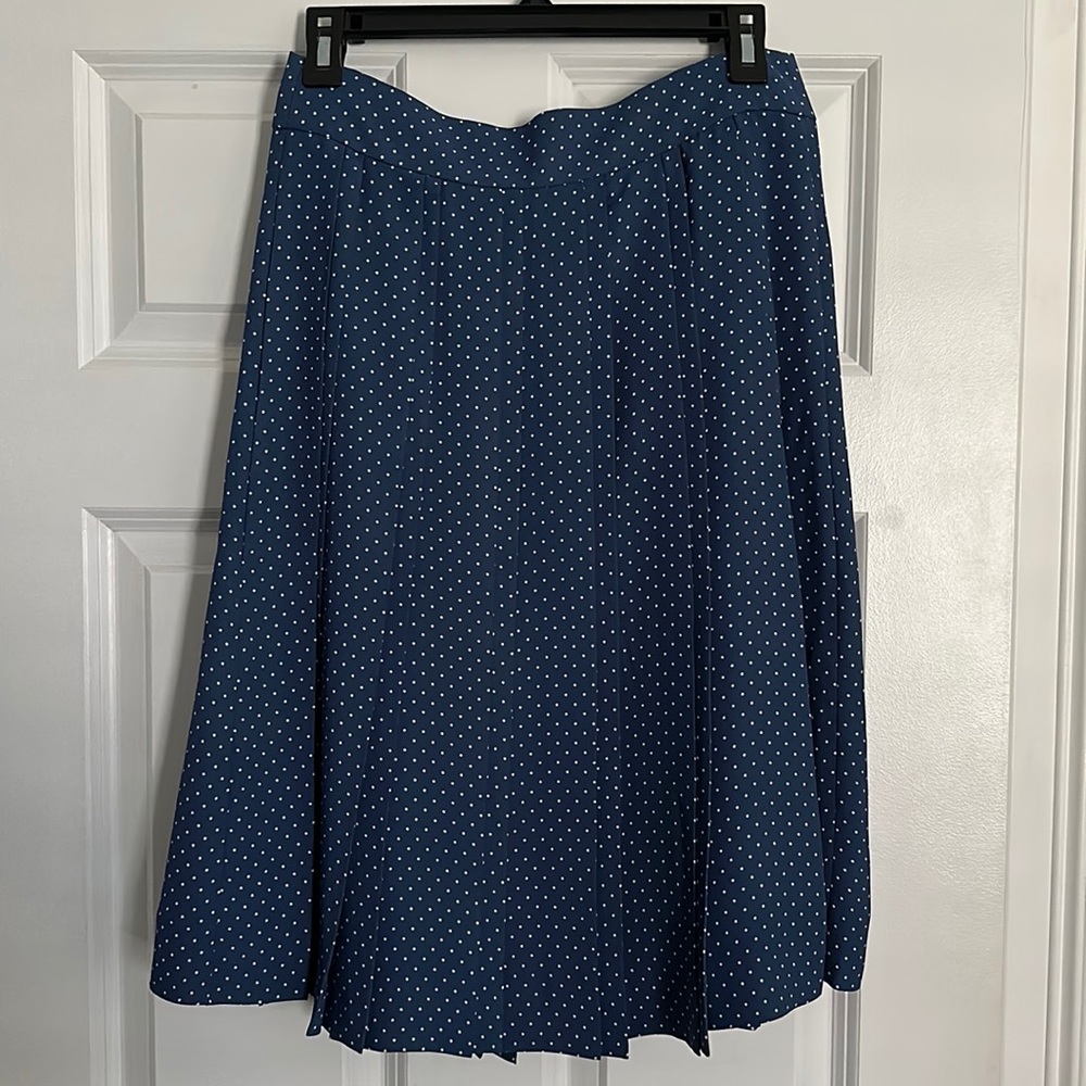 J. Crew women’s pleated skirt